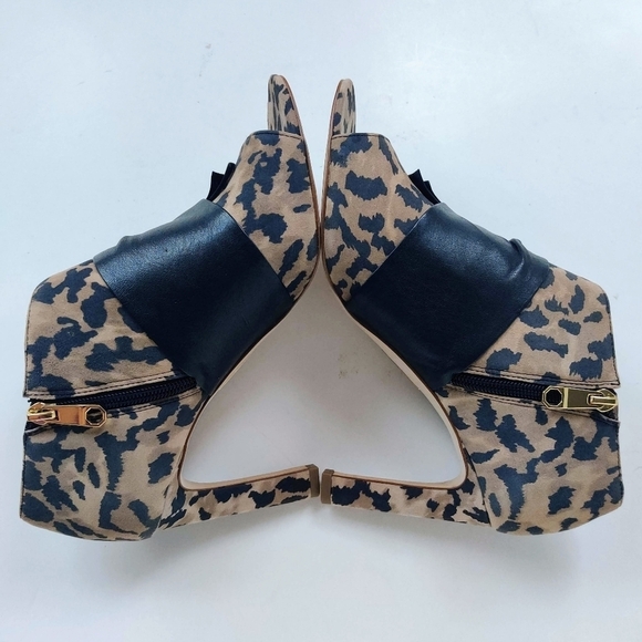 LOUISE ET CIE Lo Idola Boot 8.5 Animal Print Open Toe Bow Heel Shoes Mobwife - Picture 5 of 10